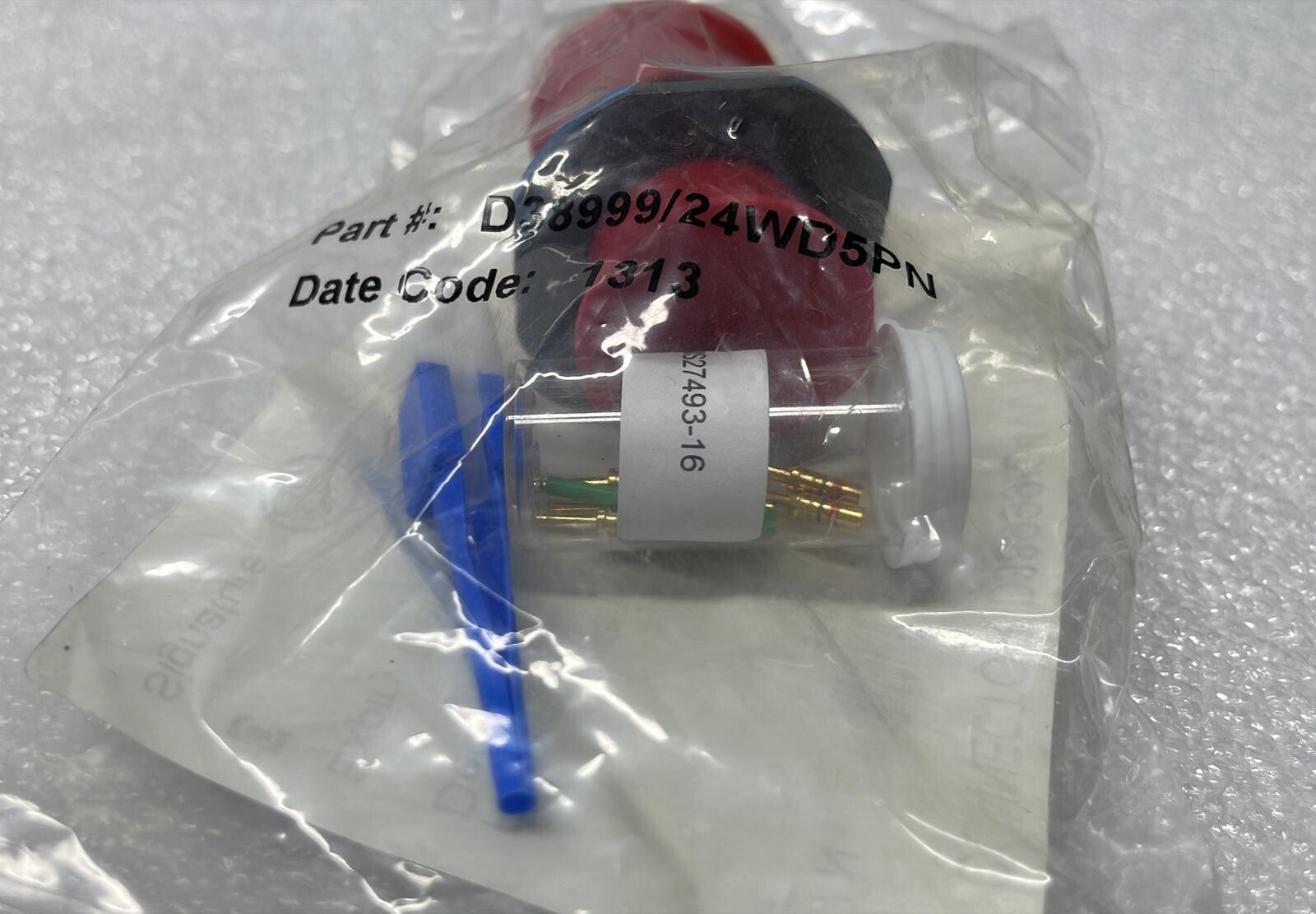 NEW SEALED -[LOT OF 5]  Amphenol D38999/24WD5PN Circular MIL Spec Connector