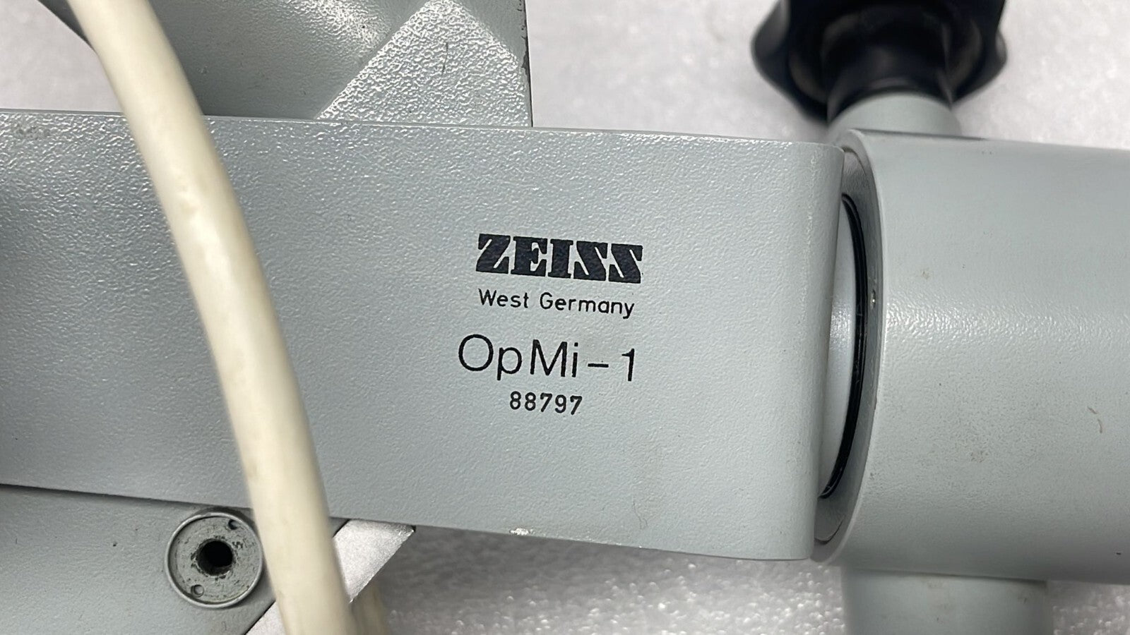 Carl Zeiss OpMi-1 Optical Head For surgical Microscope