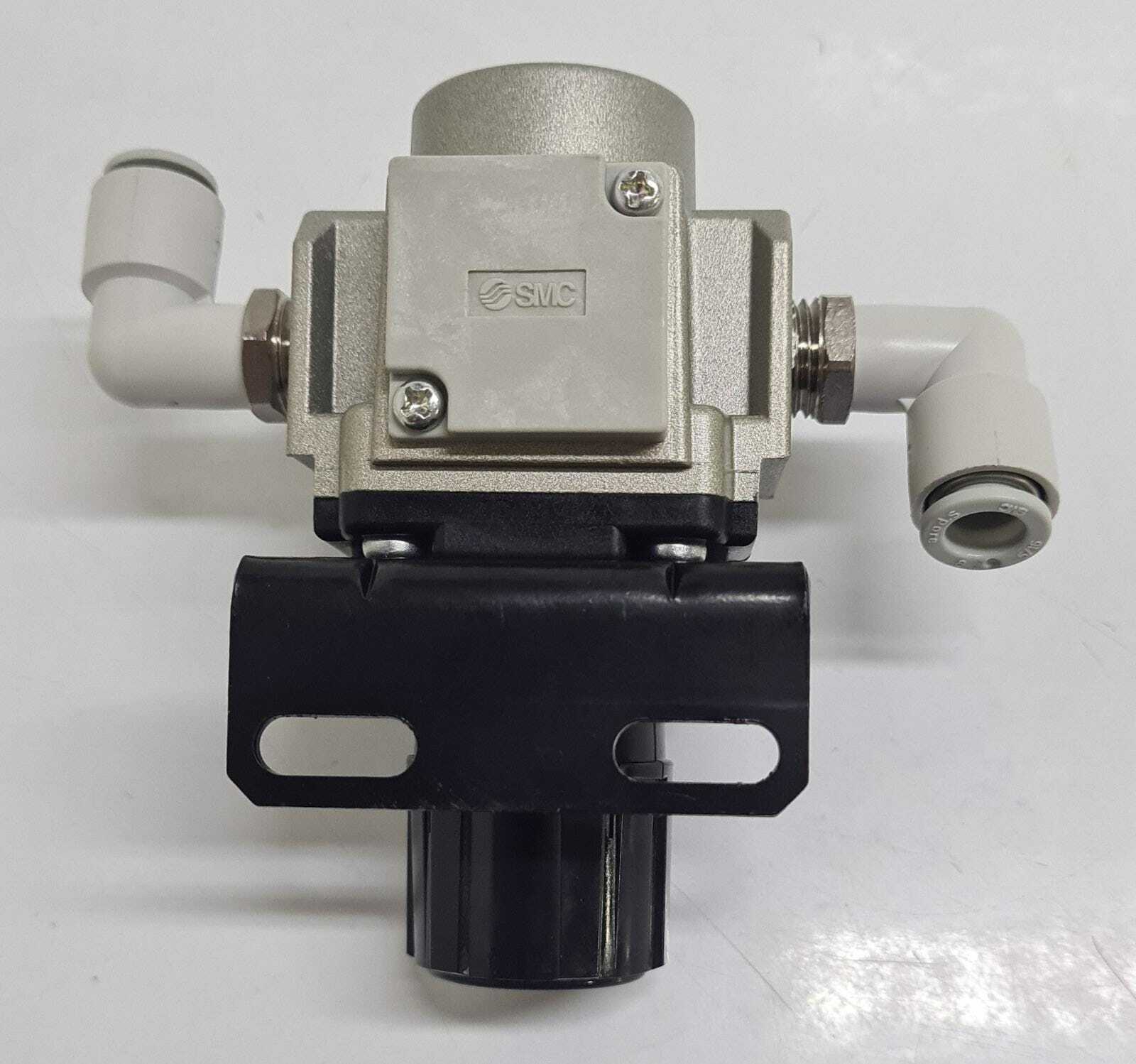SMC Pneumatic Regulator AR25-F02BE-R 0.05~0.85MPa W/ Wall Mount