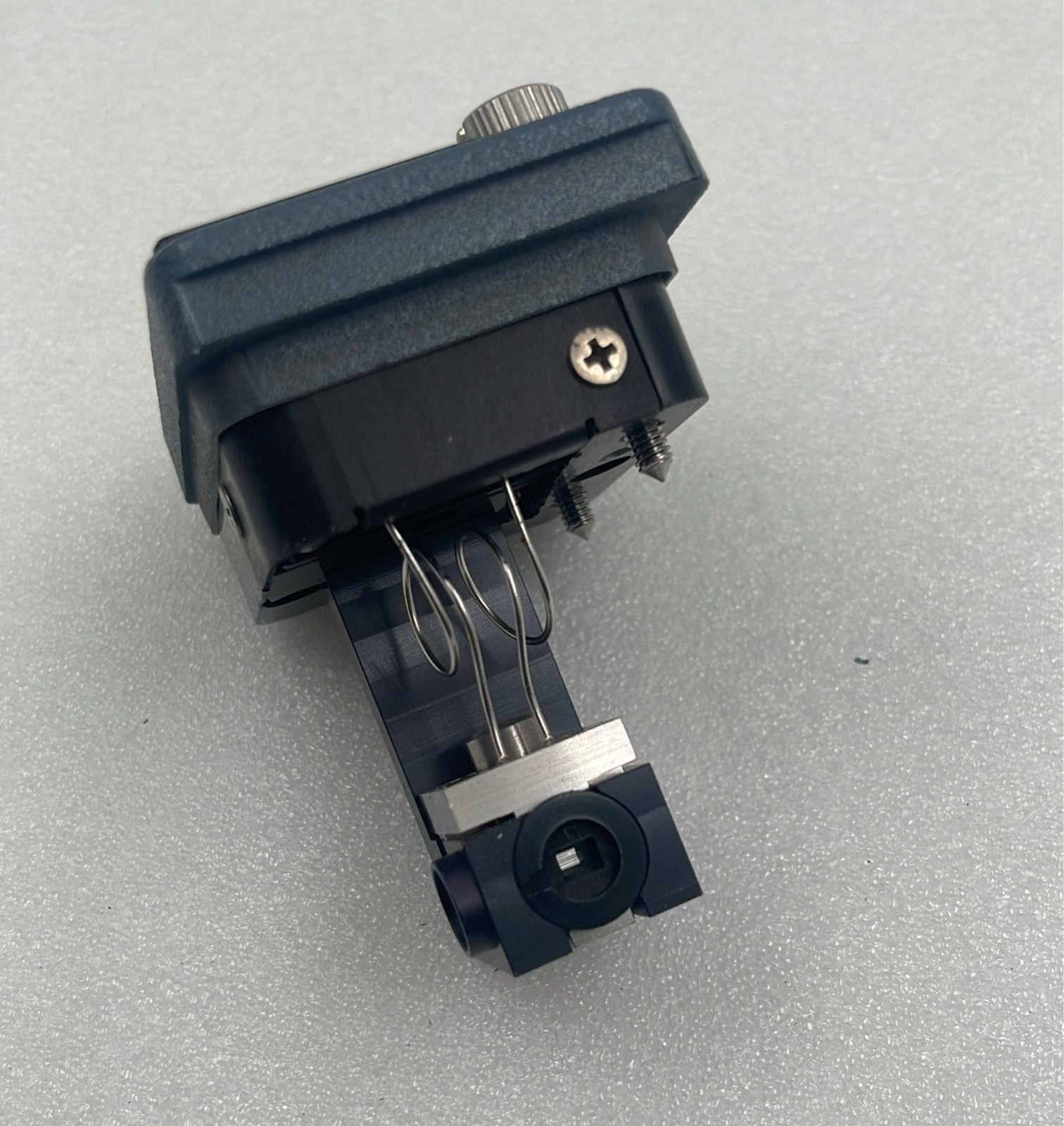 Waters ACQUITY flow cell assembly underside