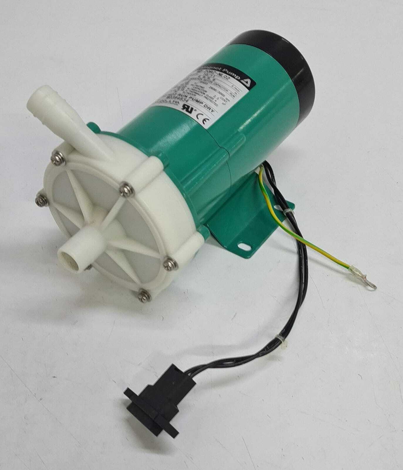 Iwaki Magnet Pump MD-20RZ-NL02 10/11 l/m 100V - Turquoise Color