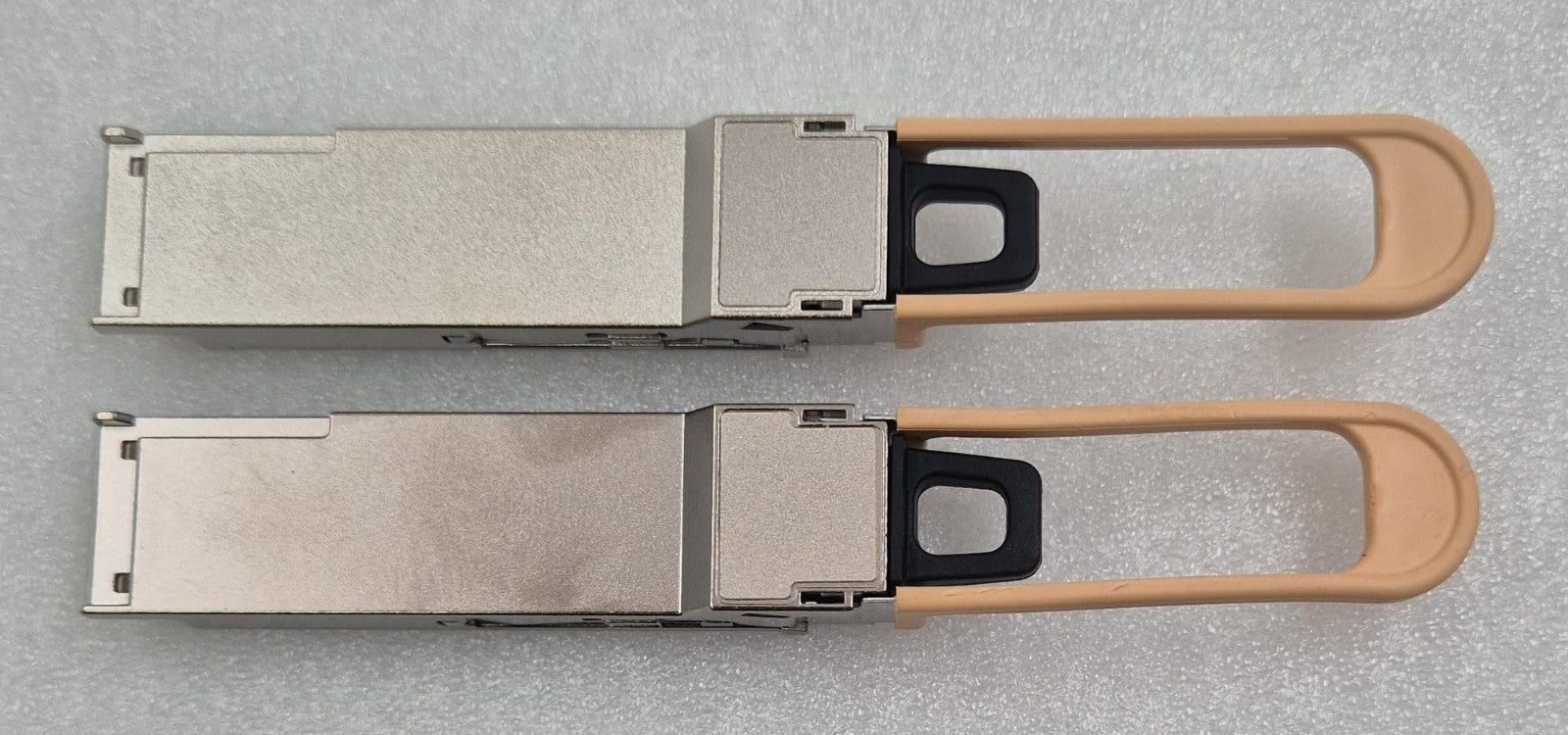 [LOT 2 PCS] AVAGO AFBR-89CDHZ-IB1 78P4988 850nm 100GBASE-SR4 Optical Transceiver