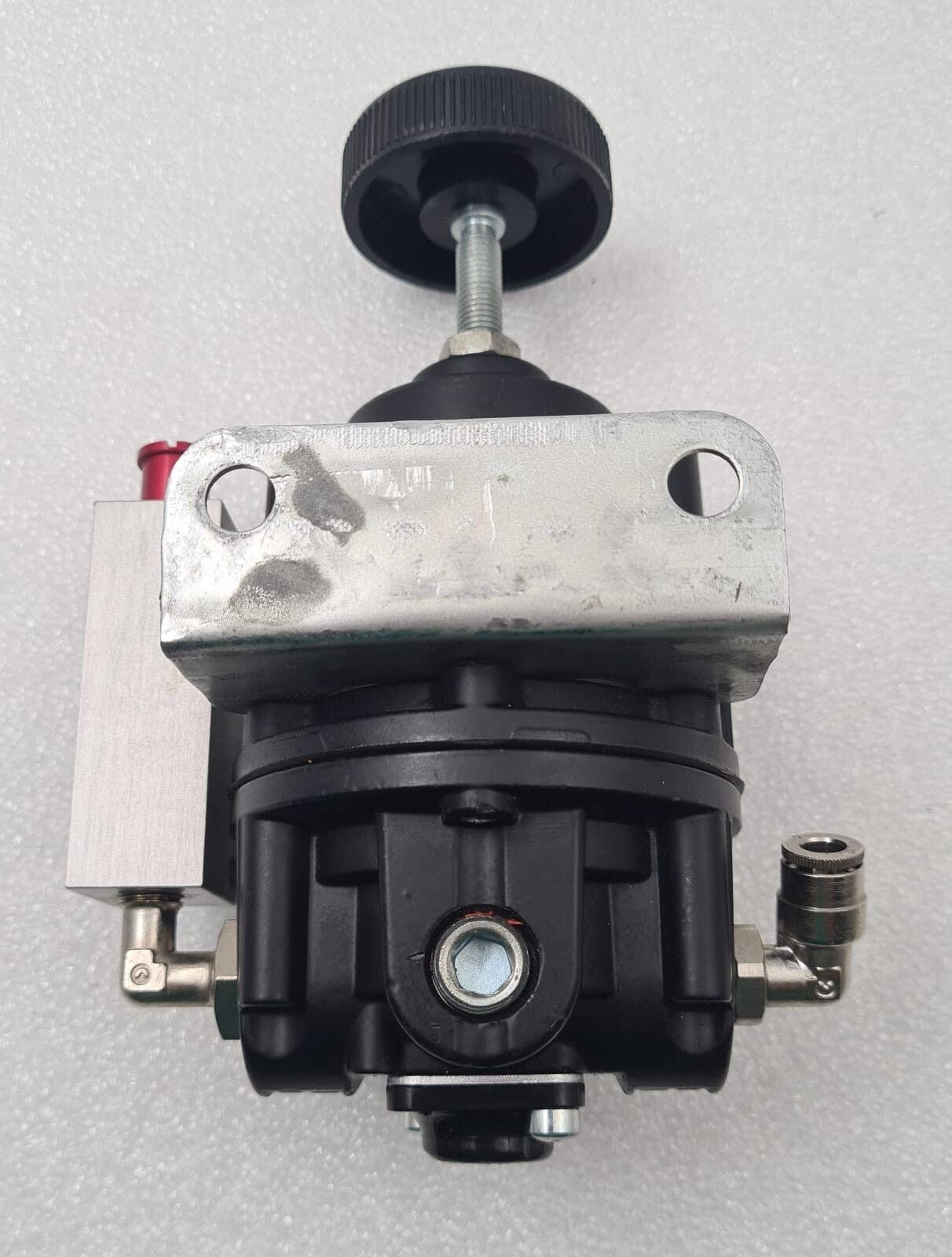 FAIRCHILD 10222H Pneumatic Precision Regulator 500PSI 35BAR 3500kPa #1