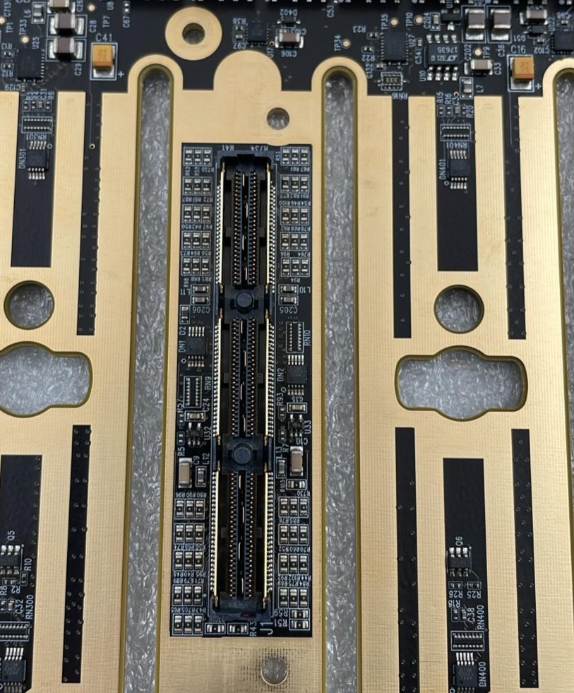 Zonare Ultrasound 80180-00 Rev 2F PWA Multiport Relay Board