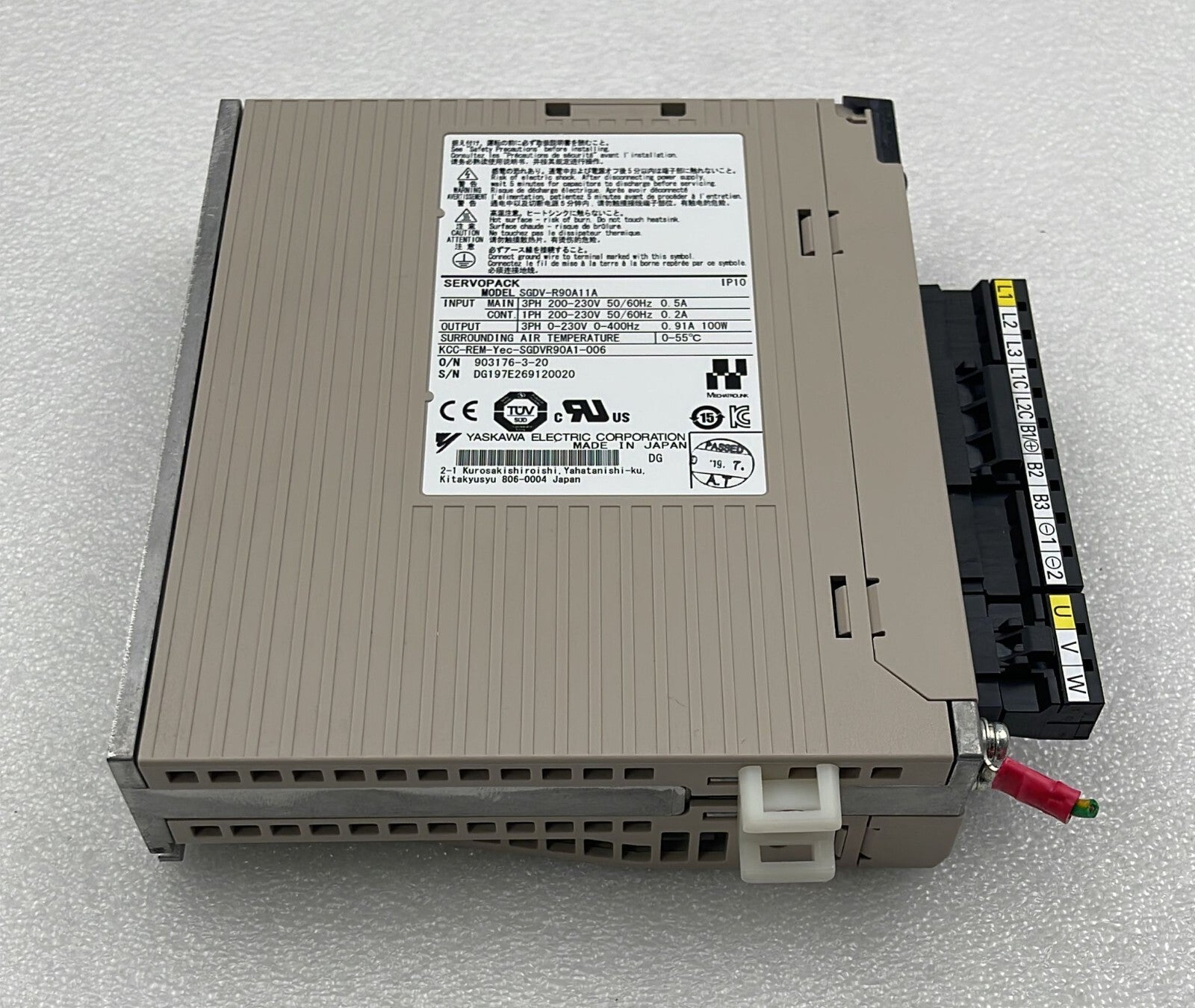 YASKAWA SERVOPACK SGDV-R90A11A Servo Driver 200V