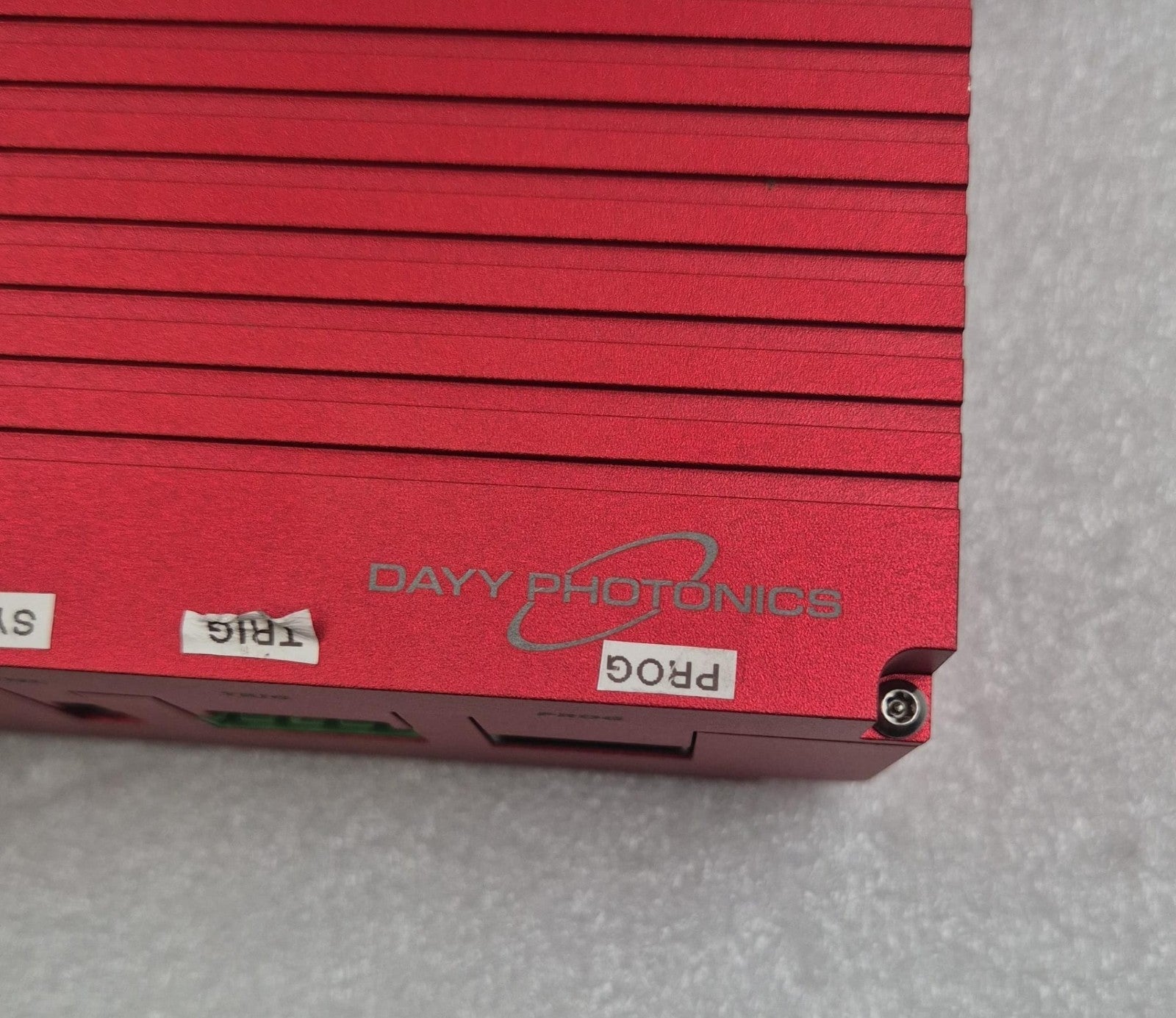 DAYY PHOTONICS Multi-SLED Integrated Spectral Bench Light Source 1435-1725nm