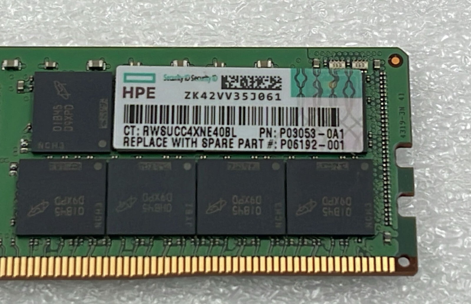 Micron 64GB 2Rx4 PC4-2933Y MTA36ASF8G72PZ-2G9B1VL Server Memory RAM
