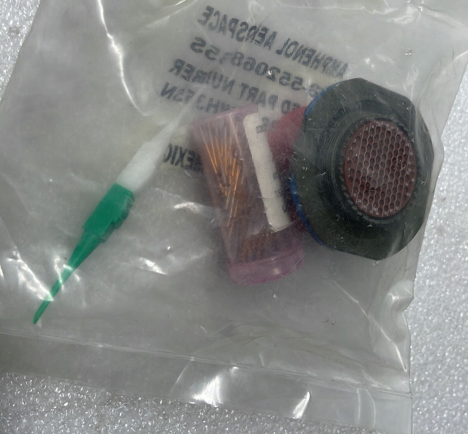 [LOT OF 4] NEW - AMPHENOL D38999/24WH35SN Circular MIL Spec Connector