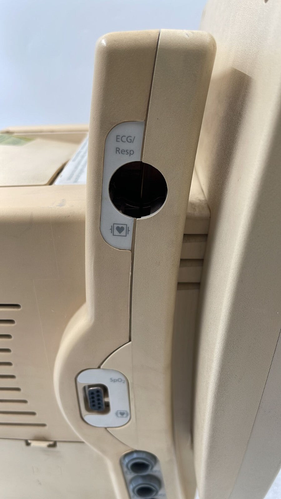 CSI Criticare Systems CSI8100 Monitor **AS IS