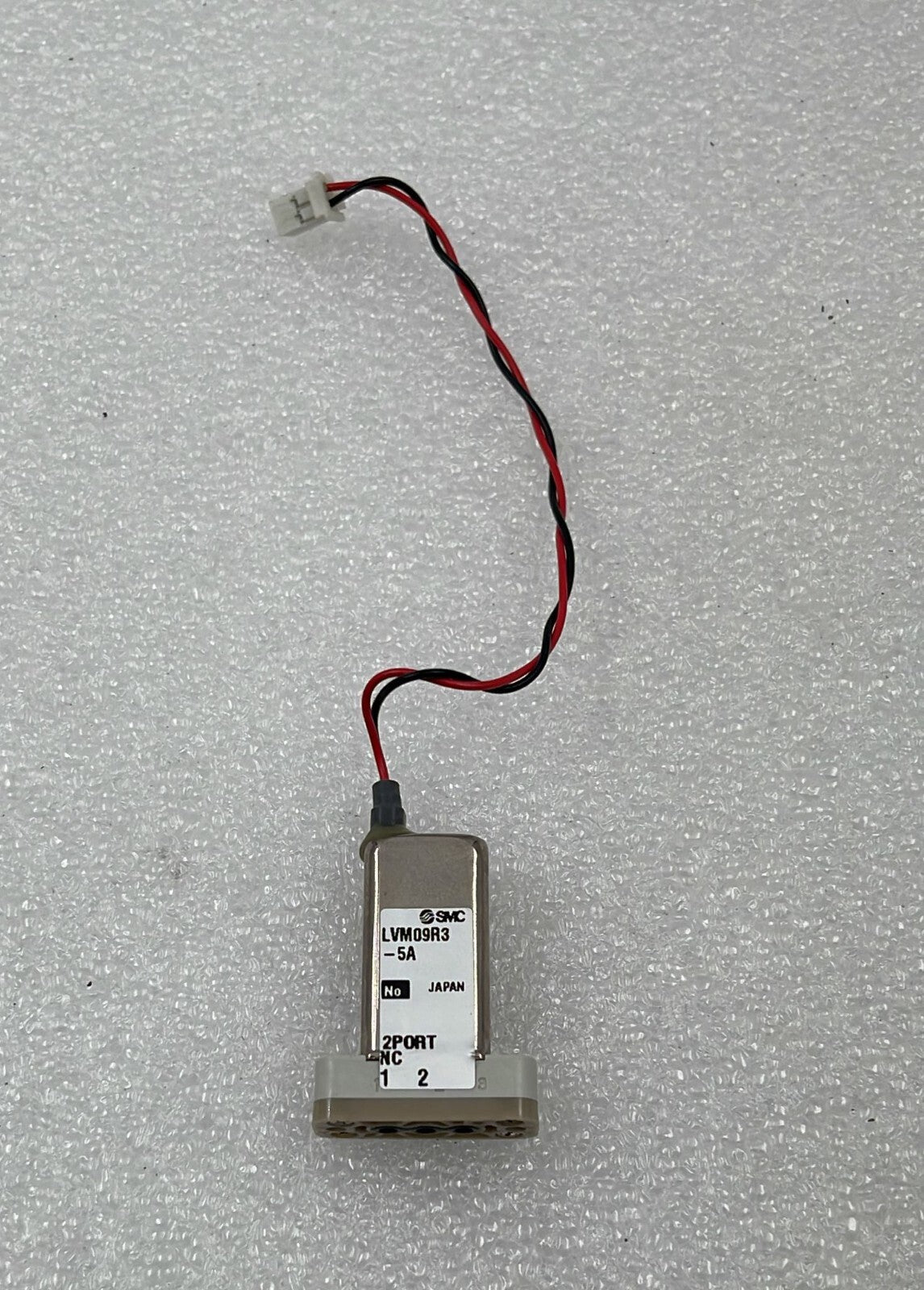 [LOT OF 7] SMC LVM09R3-5A  CHEMICAL VALVE 2 PORT