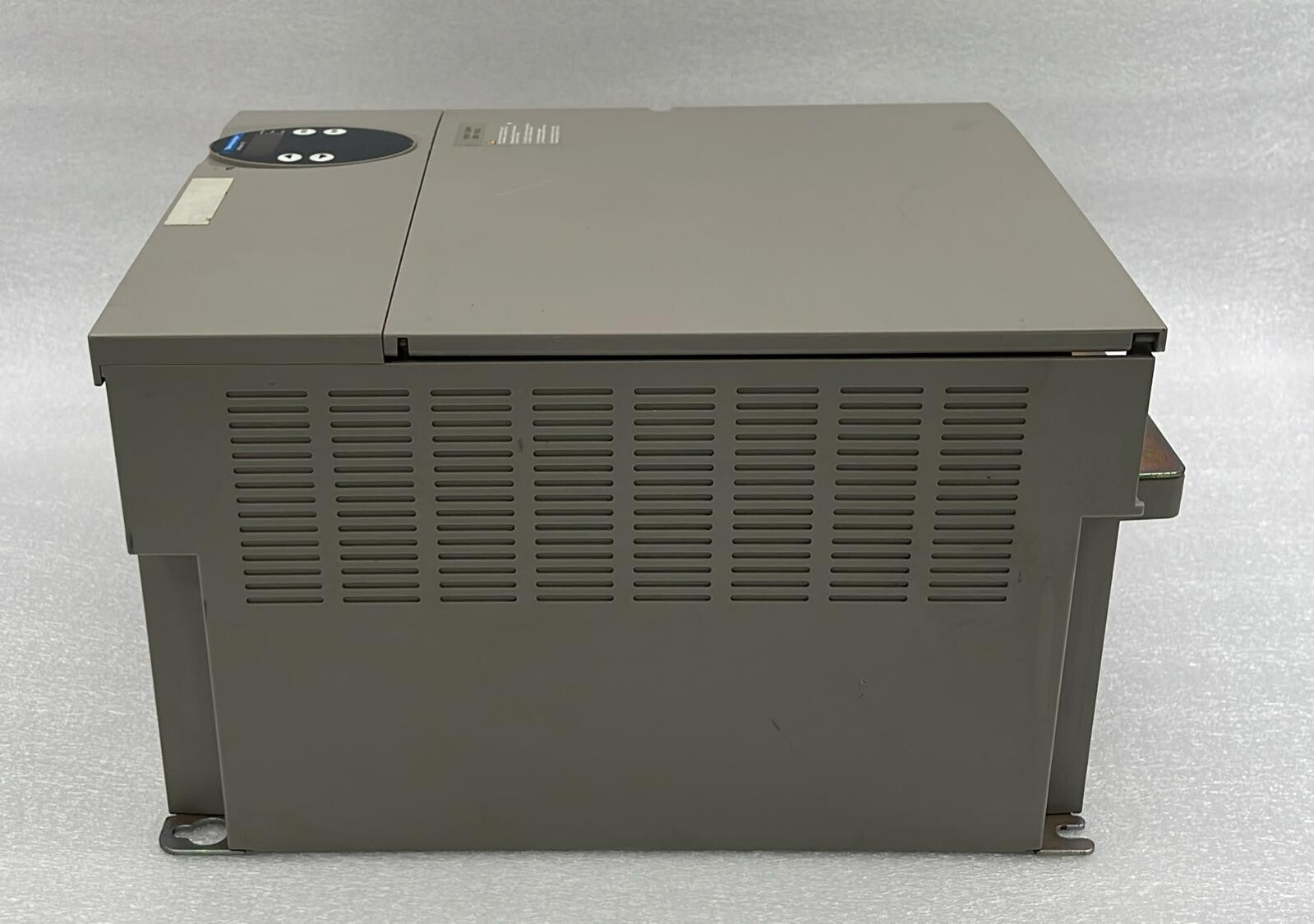 Schneider Telemecanique Altivar 31 ATV31HD15N4 V1.2 IE03 15kW 20HP Drive