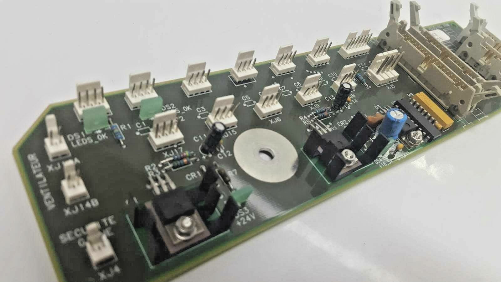 GE Senographe DMR+ 2205263 REV. 003 800 PL6 Tube Housing Arm Distribution Board