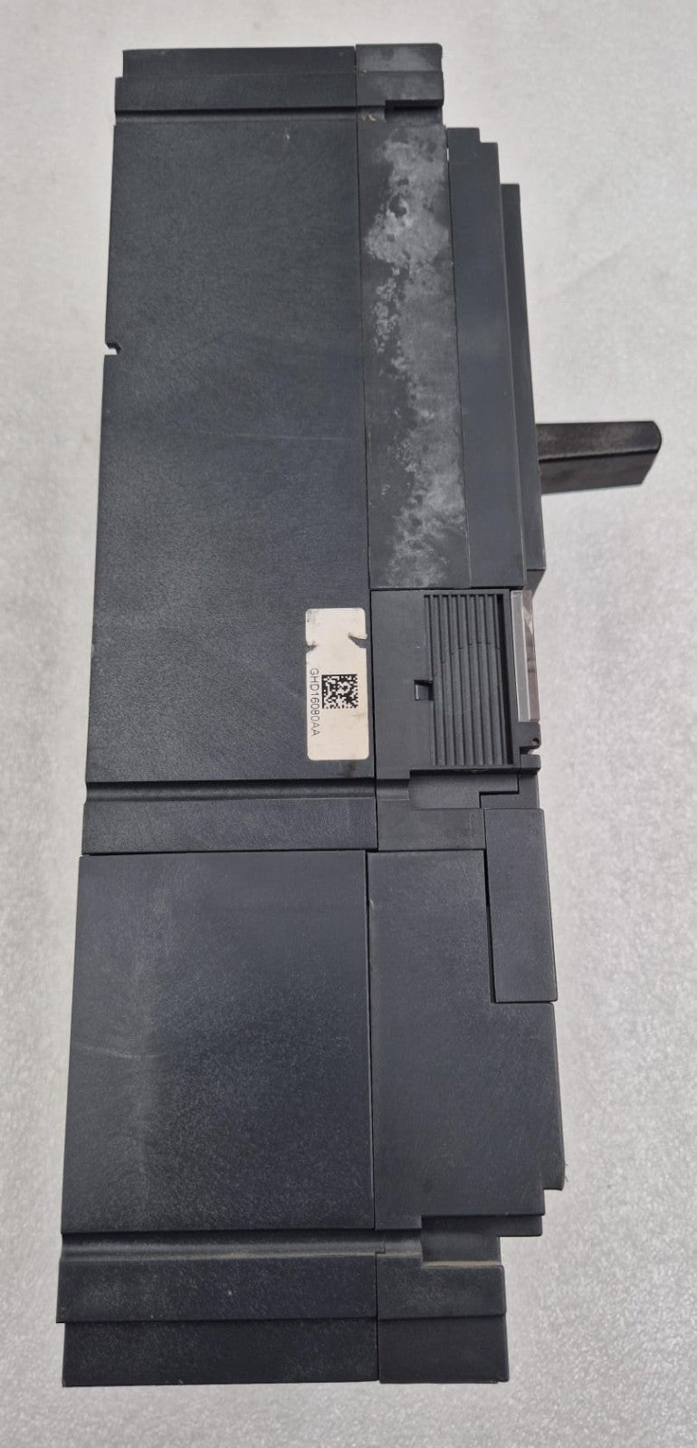 Schneider Electric Compact NSX 400N 800V Circuit Breaker Micrologic W/ Vigi 630