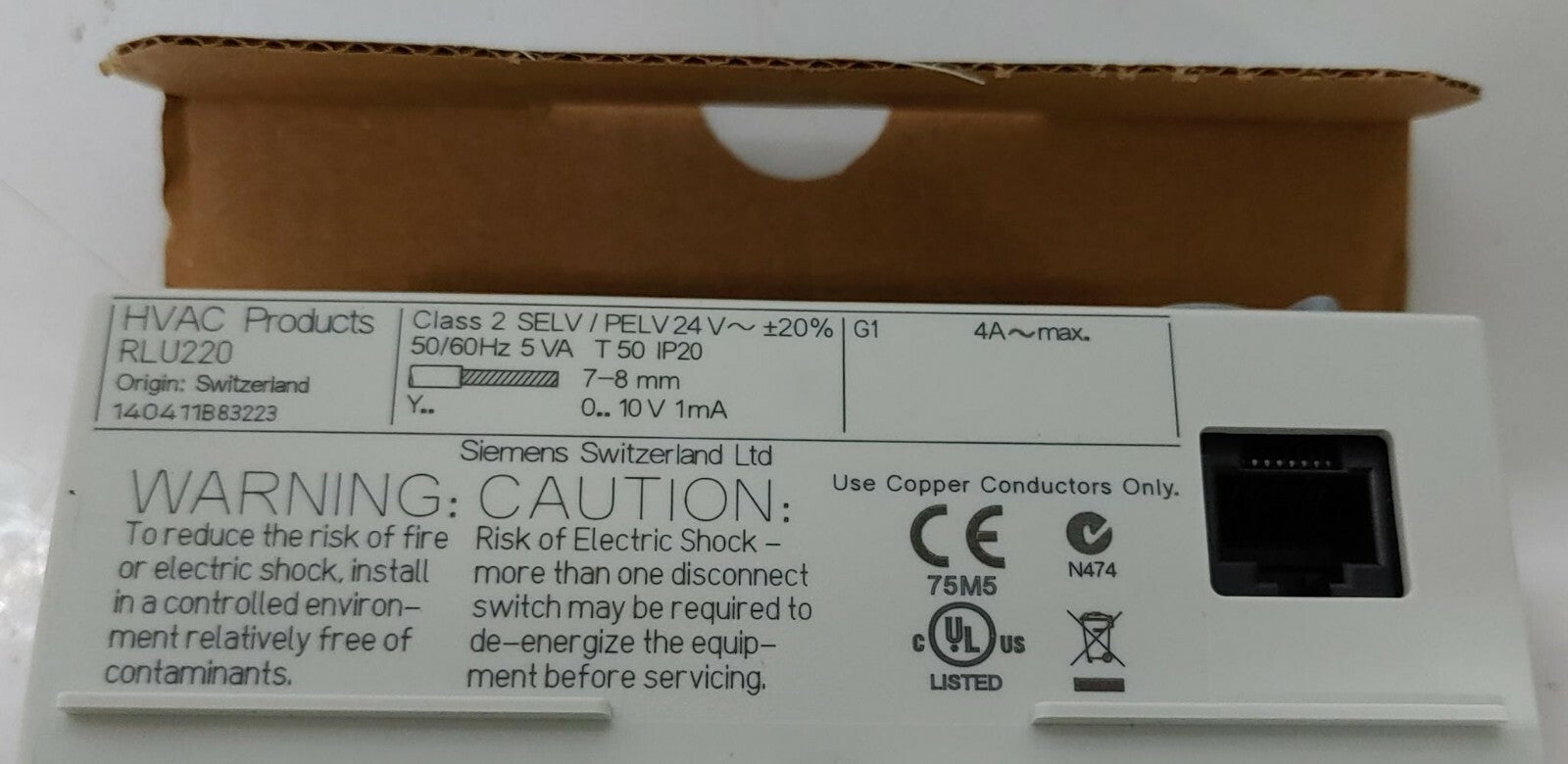 SIEMENS RLU220 UNIVERSAL CONTROLLER 1 CONTROL LOOP 2 ANALOG OUTPUTS AC 24 V