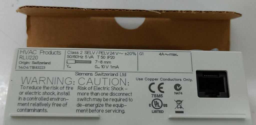 SIEMENS RLU220 UNIVERSAL CONTROLLER 1 CONTROL LOOP 2 ANALOG OUTPUTS AC 24 V