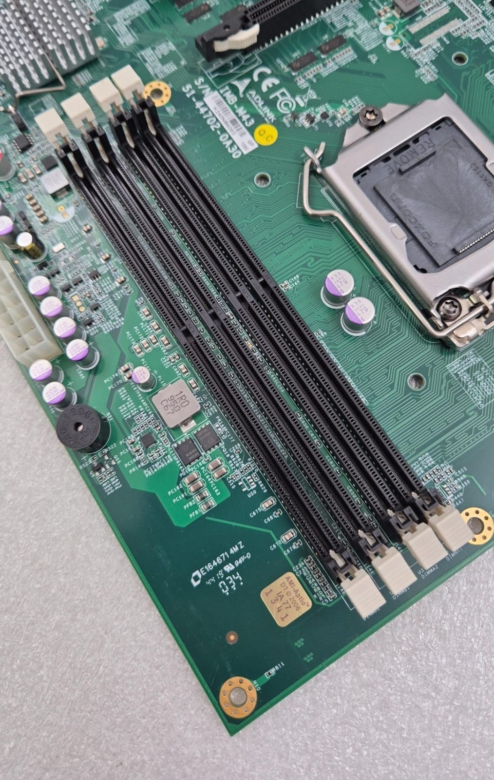 ADLINK IMB-M43 DDR DIMM memory slots close-up