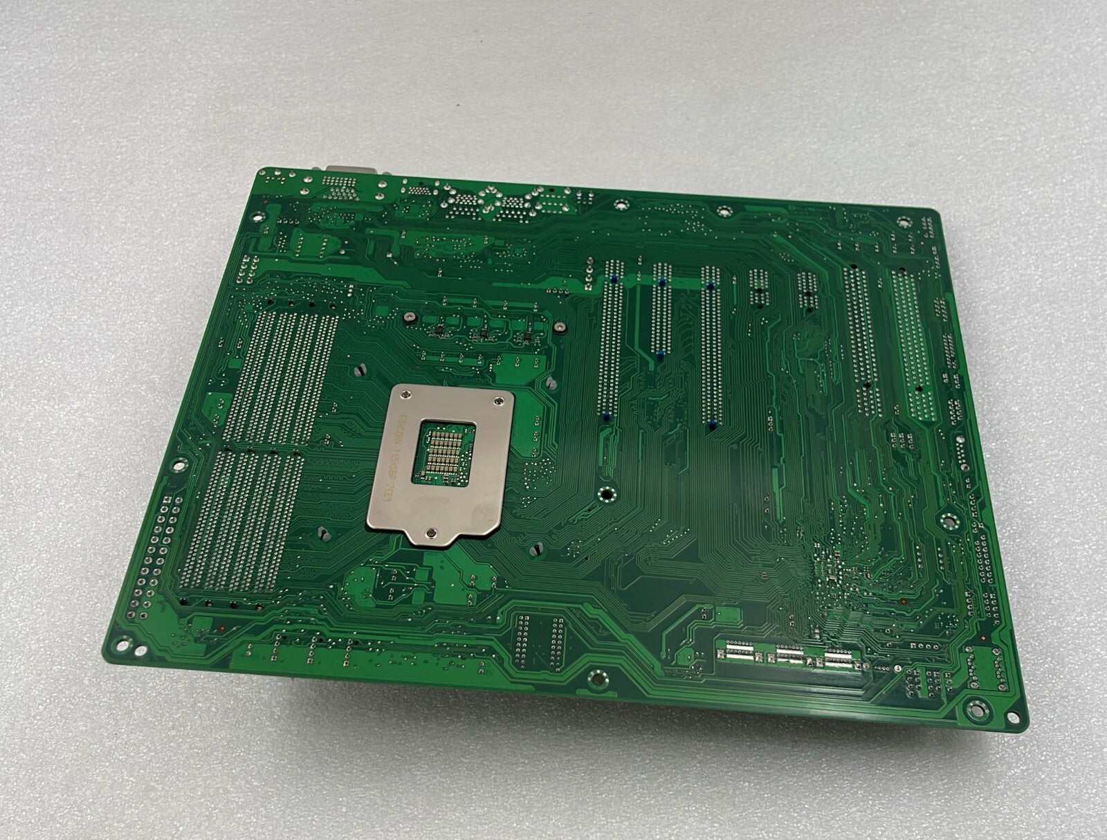 Asrock Rack C236 ASRock Rack C236 WS High-Reliability ATX Server Motherboard