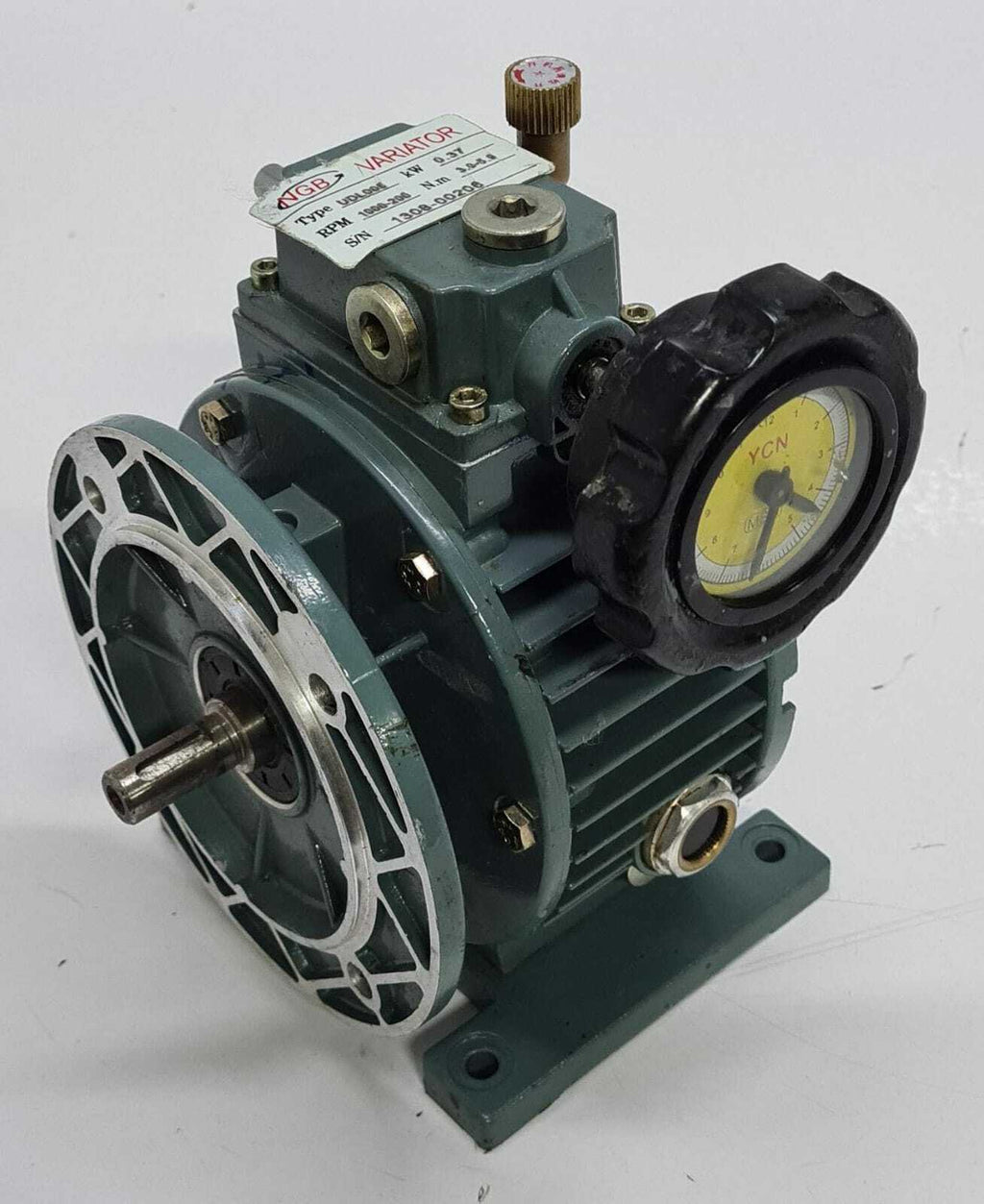 NGB VARIATOR UDL005 Speed 1000-200 RPM 0.37 kW 3.0-5.9 Nm Motor