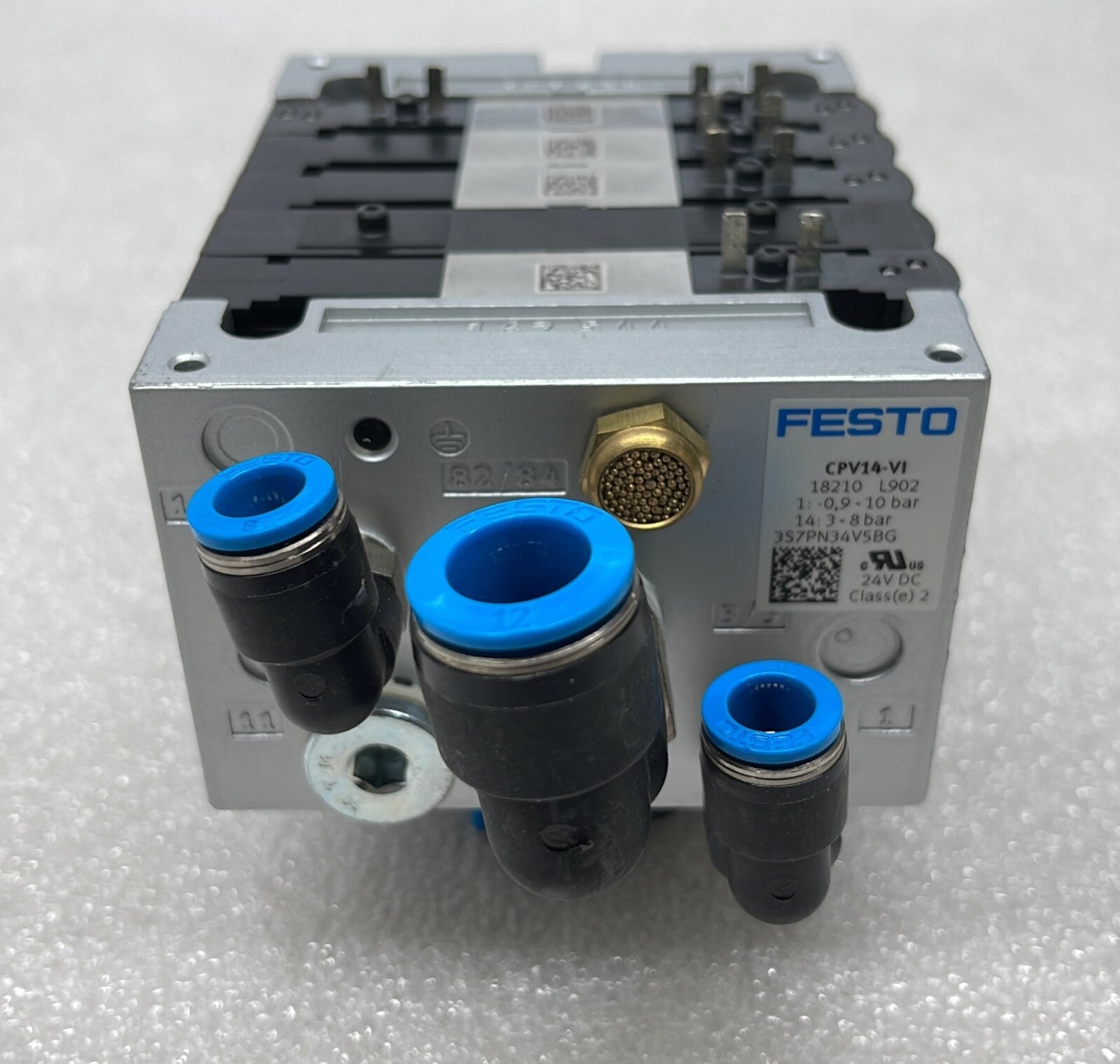 FESTO CPV14-VI 18210 W/ Festo 161360 / 161362 / 178680