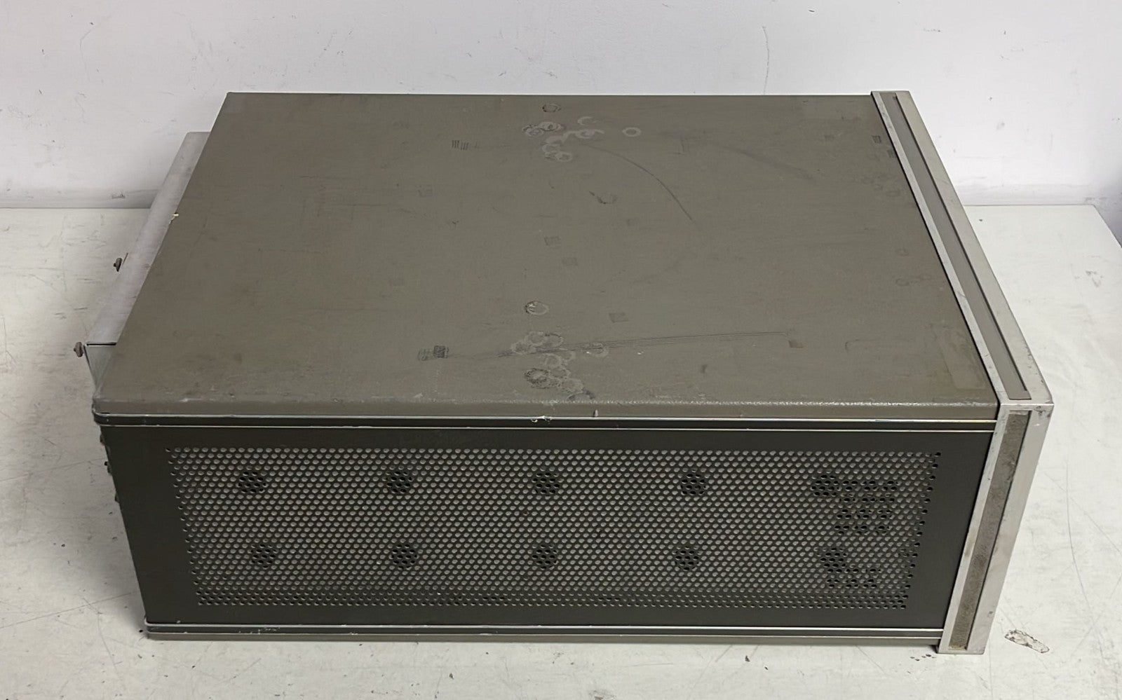 HP / Agilent 3585A Spectrum Analyzer 20Hz-40MHz **AS IS