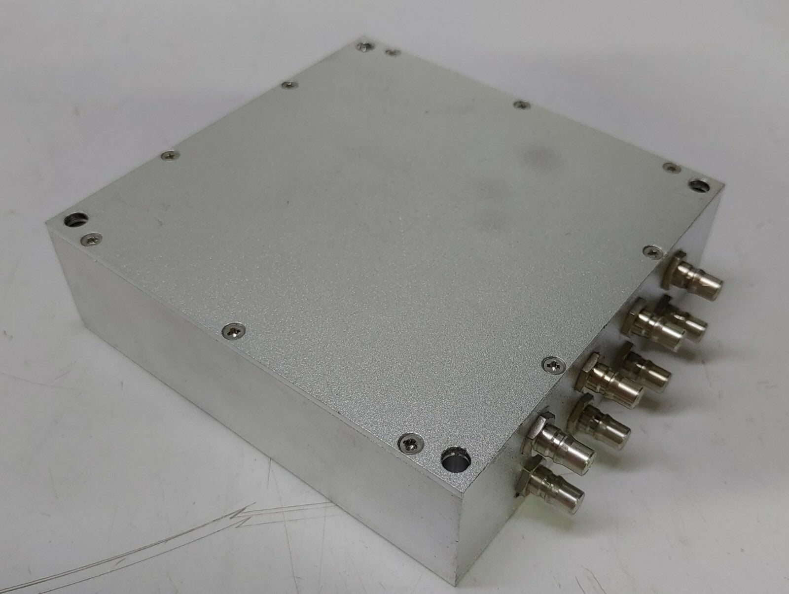 [LOT OF 2] SKY'S FLT-8-2700Q 8 Way Power Divider SMA Female Connectors