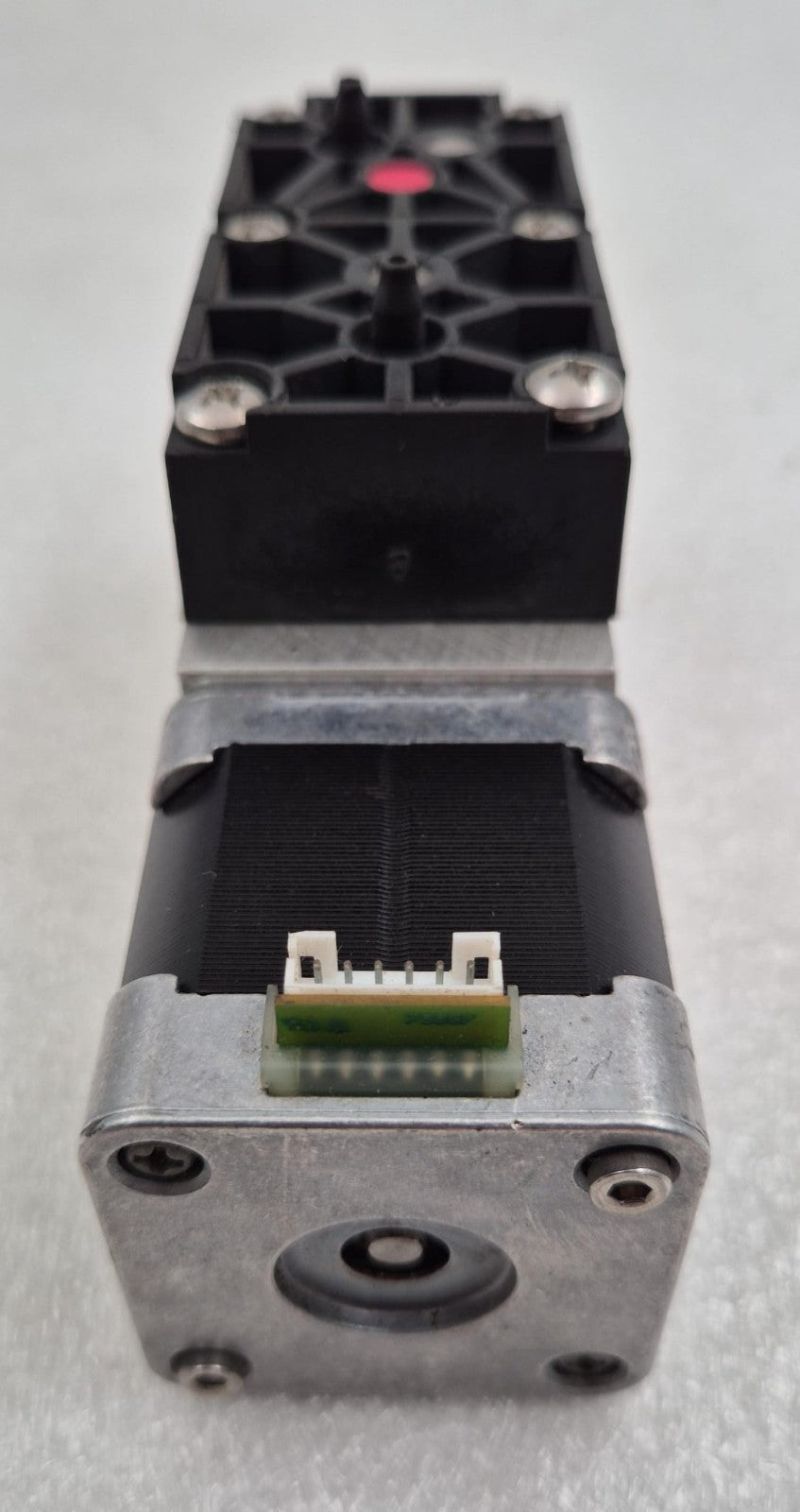 Systec ZHCR Exhaust Vacuum Pump 9000-1471 for Waters W/ Minebea Stepper Motor