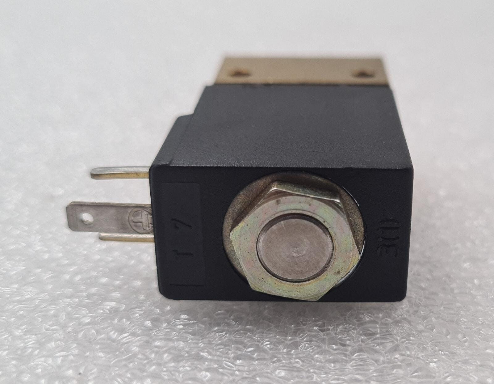 KUHNKE 64 Series 64.024 NW 1,0 Miniature Solenoid Valve 24V AC