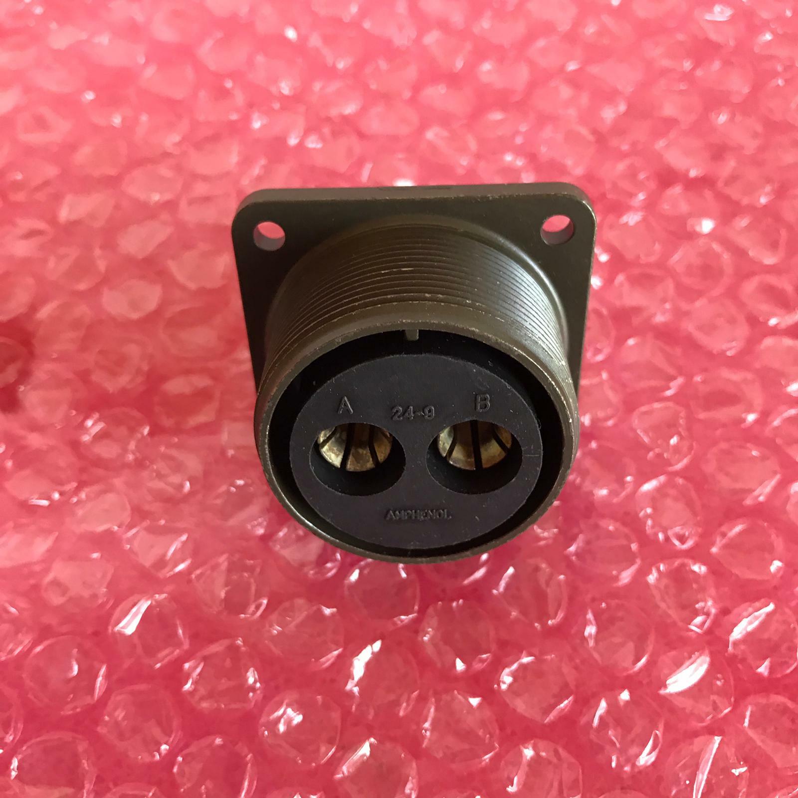 [Lot of 3] AMPHENOL - 5015 CONNECTOR MS3102E24-9S