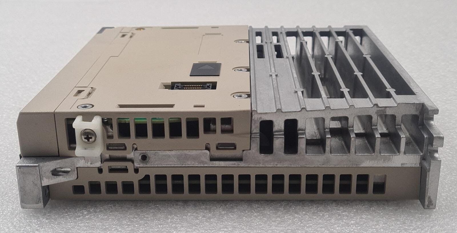 YASKAWA SERVOPACK SGD7S-2R8A20A Servo Driver 200V