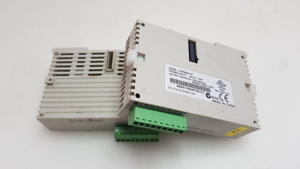 Delta Programmable Logic Controller Relay Dvp08sn11R Lot of 2