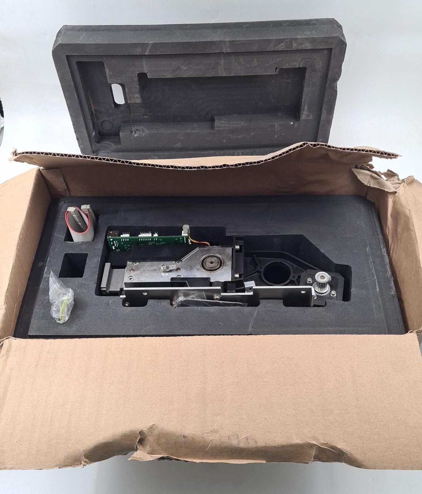 Thermo Scientific Pump Block RS w/o Fluidics 6040.5120 / DIONEX EK-RA