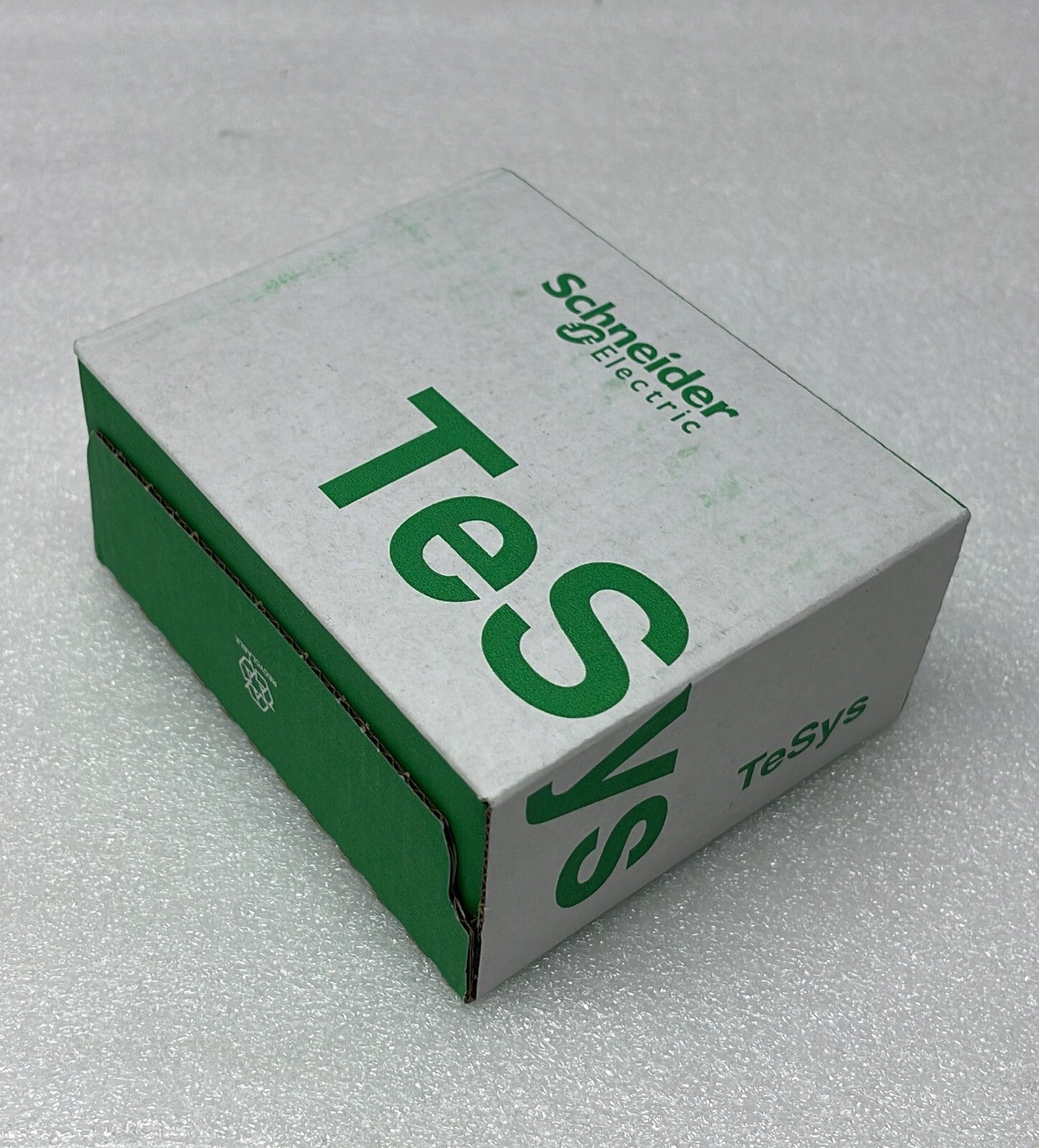 [LOT OF 3] NEW- Schneider Electric LC1D12 BL Relay Contactor