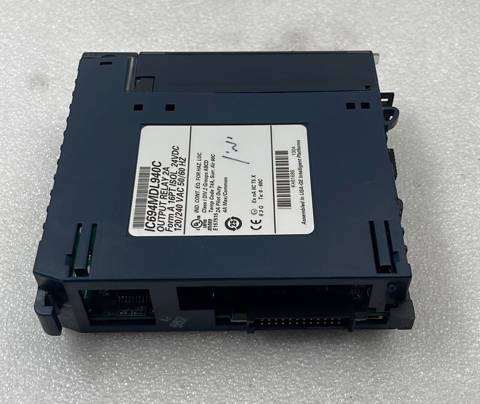 GE Fanuc IC694MDL940C Output Relay 2A From A 16PT ISOL 24VDC 120/240 VAC 50/60Hz