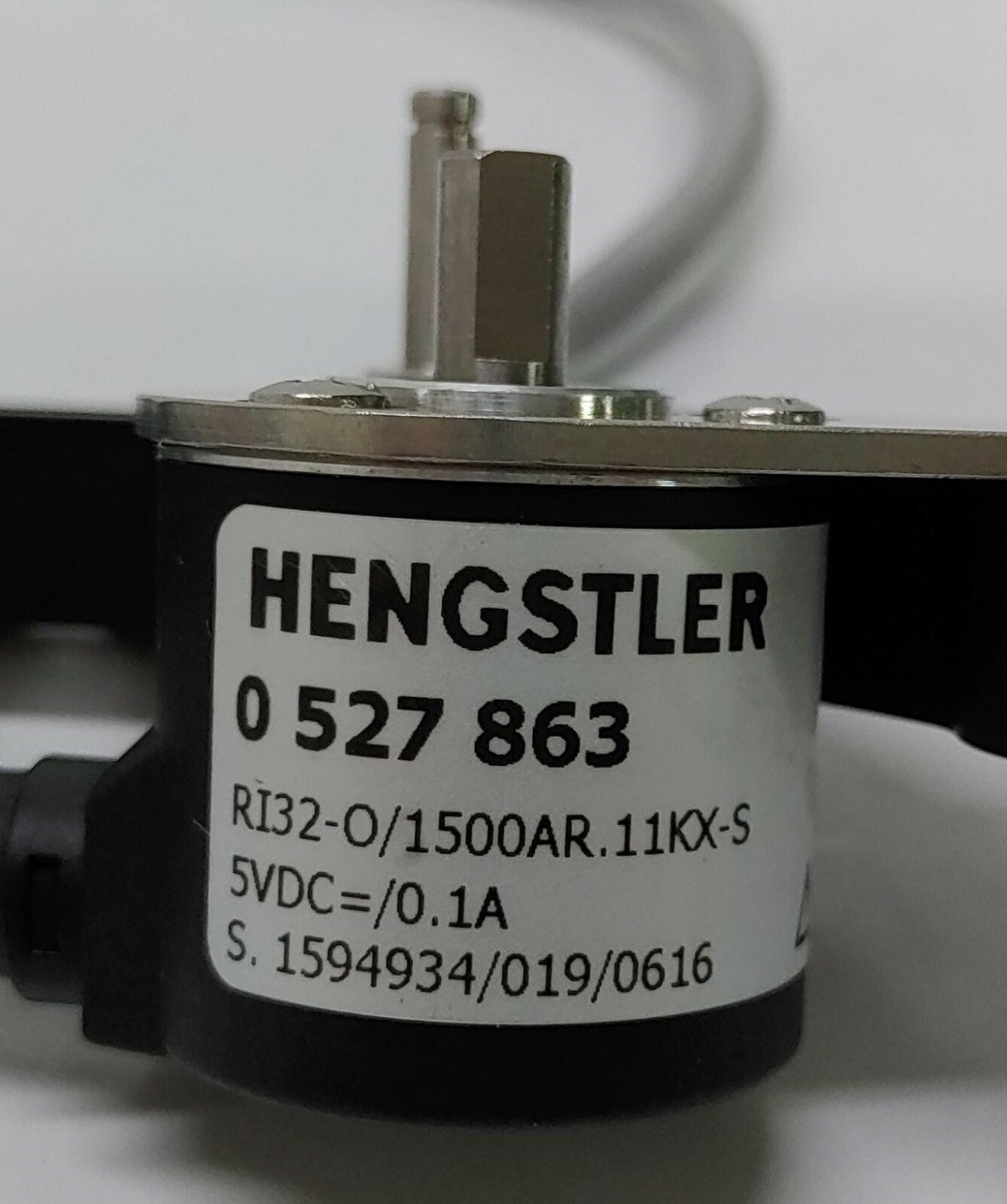 HENGSTLER 0 527 863 Encoder RI32-O/1500AR.11KX-S 5VDC=/0.1A