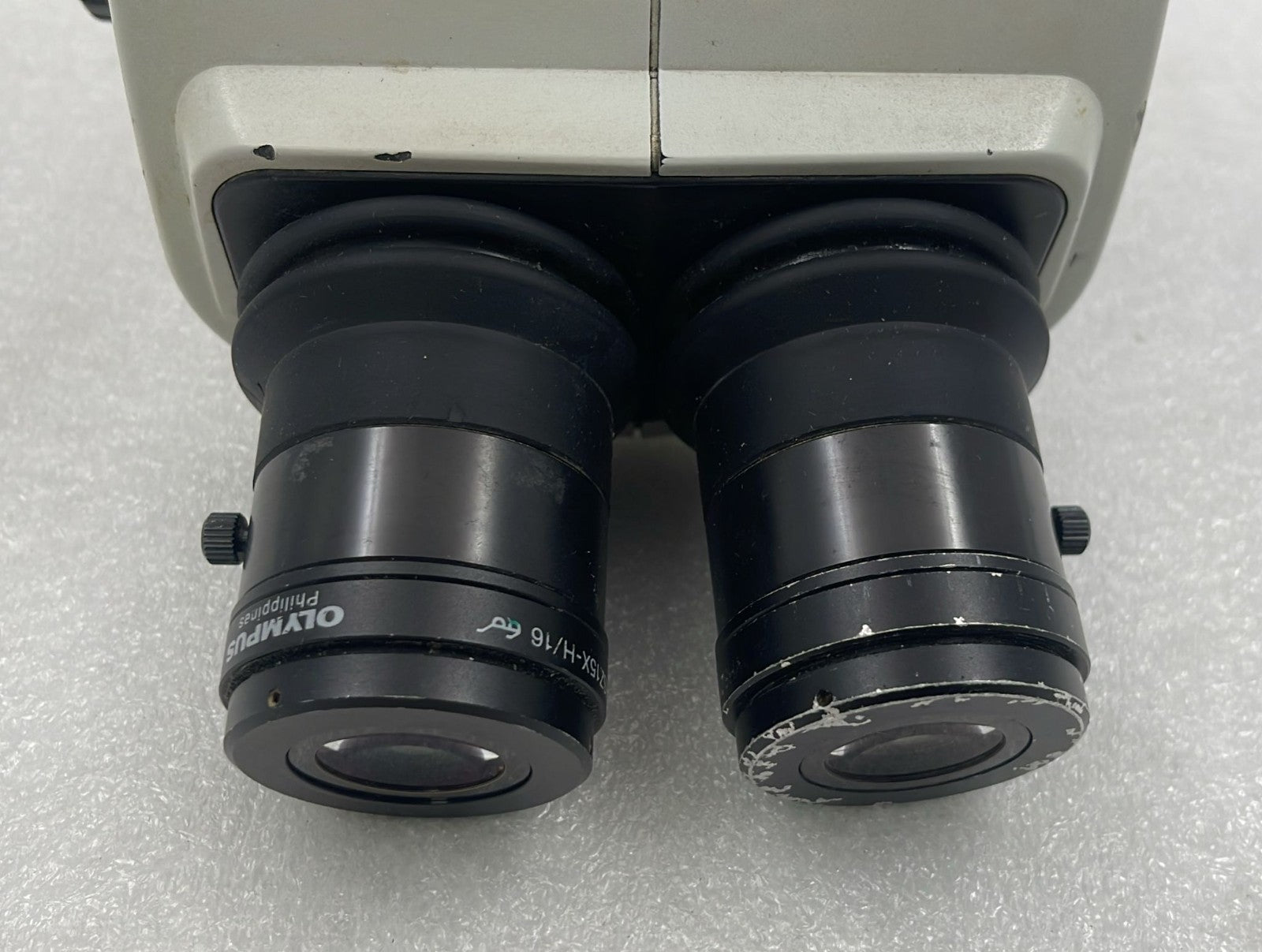 Olympus SZ61 Stereo Microscope with 2x WHSZ.15X-H/16