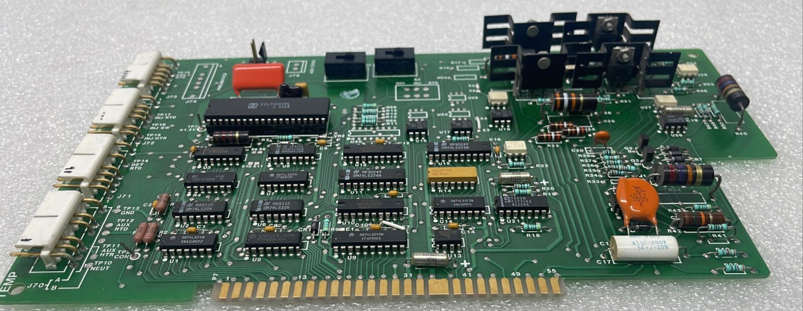 VARIAN TEMPERATURE CONTROL PCB ASSY 03-917712-00 SCHEM 03-917715-00