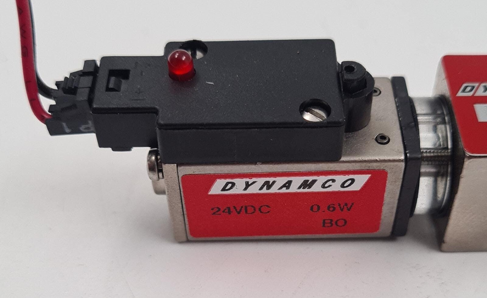 DYNAMCO SOLENOID VALVE D3532KL0 B0 24VDC 0.6W