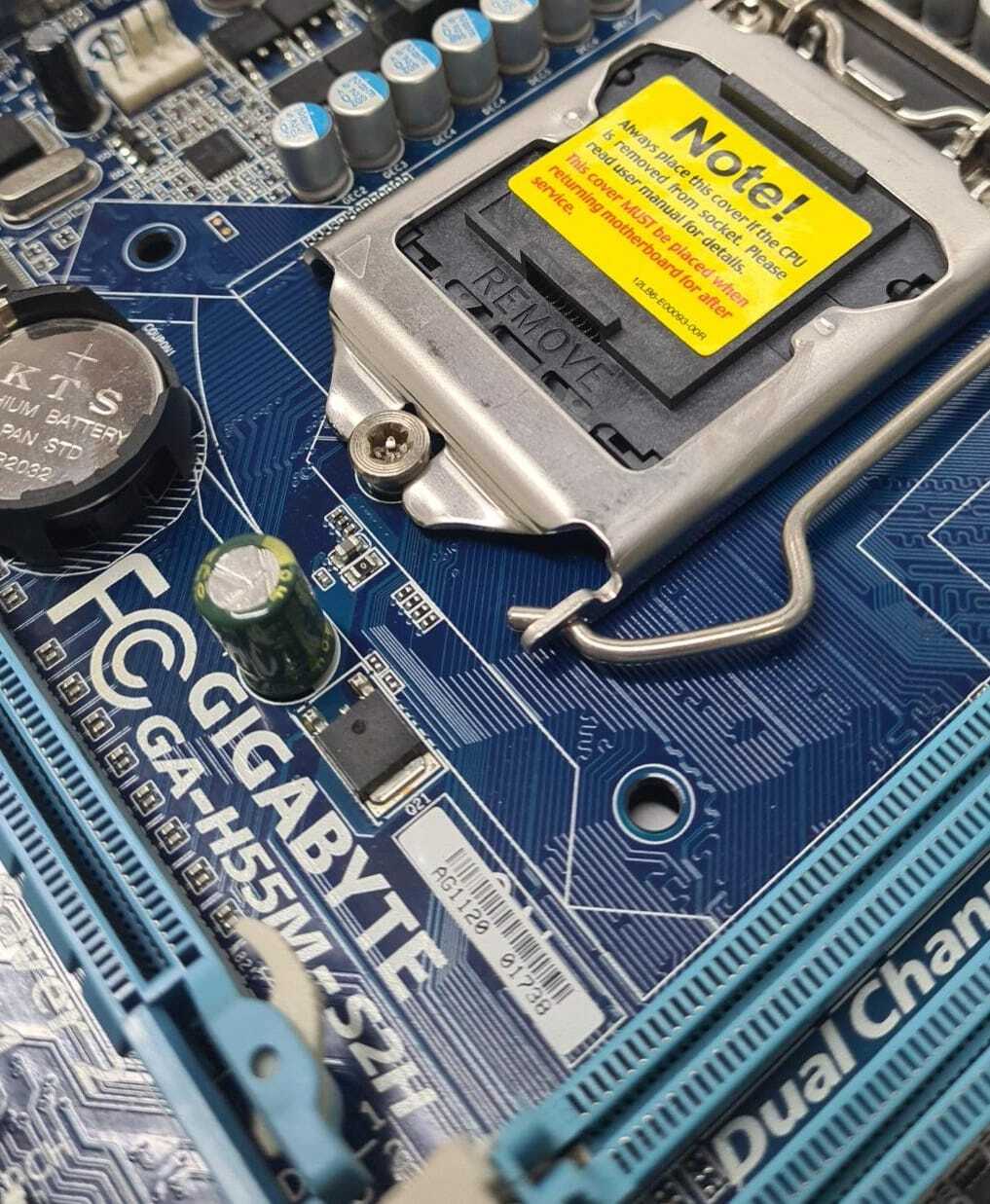 Gigabyte Technology GA- H55M- S2H LGA 1156 Motherboard DVI-D HDMI DDR3