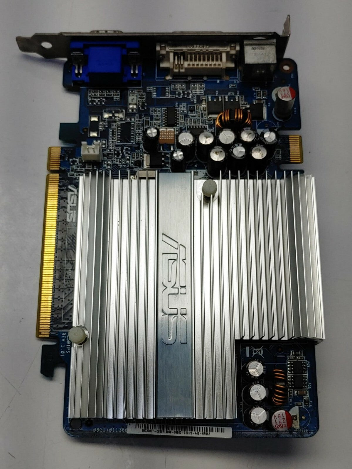 ASUS EN7300GT/SILENT/HTD/256M/A 256MB VGA DVI DDR2 PCIe VGA Passive