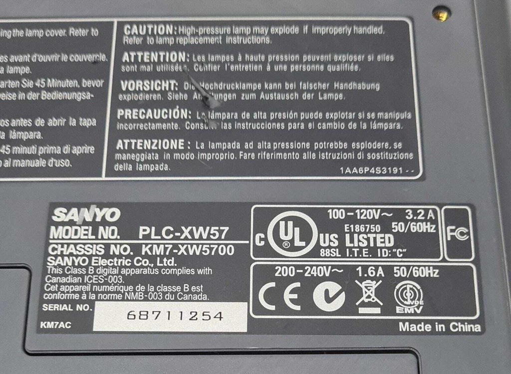 SANYO PLC-XW57 PRO xtraX Multiverse Projector POA-LMP122