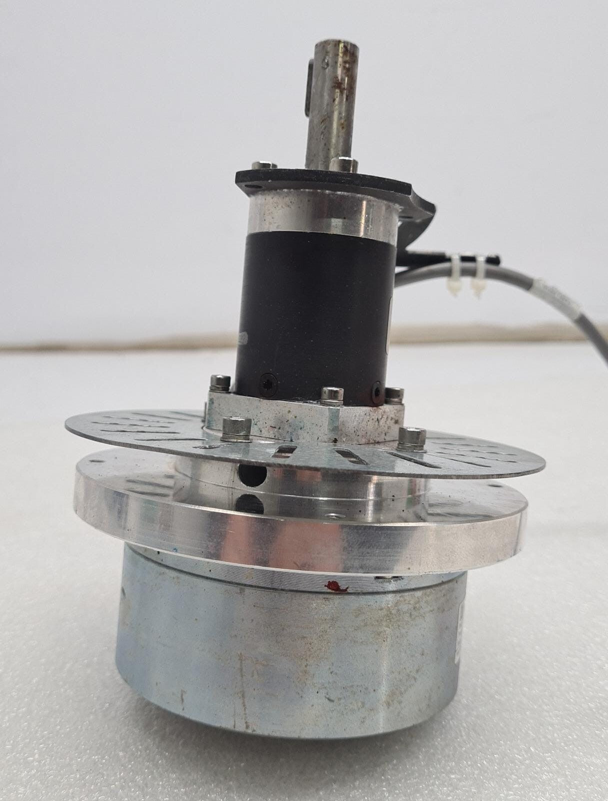 Hysteresis Brake HB-103B1 0110906 24VDC W/ Neugart PLE 40 2178209 i=20