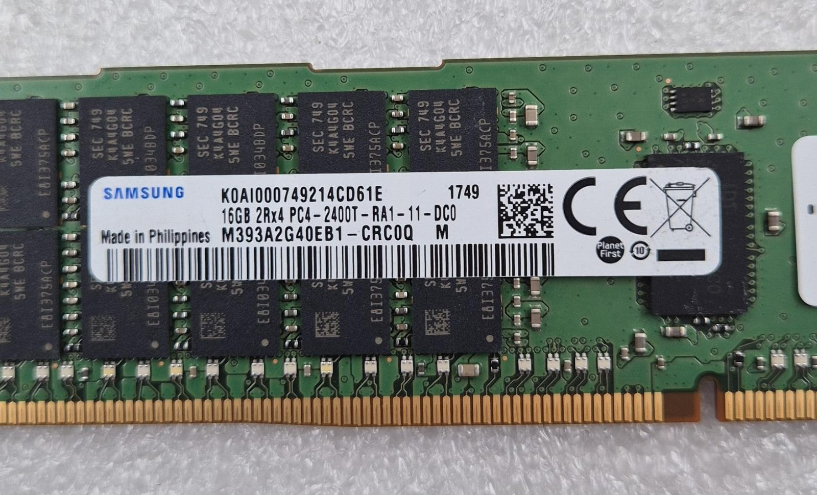 [LOT 8 PCS] Samsung 16GB 2Rx4 PC4-2400T M393A2G40EB1-CRC0Q Server Memory RAM