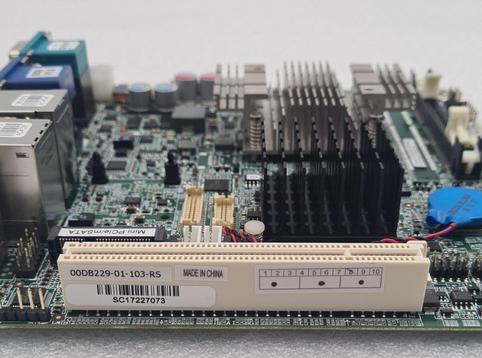 NEW - iEi KINO-CV-N26001-R10 Rev 1.0 Integrated CPU Motherboard