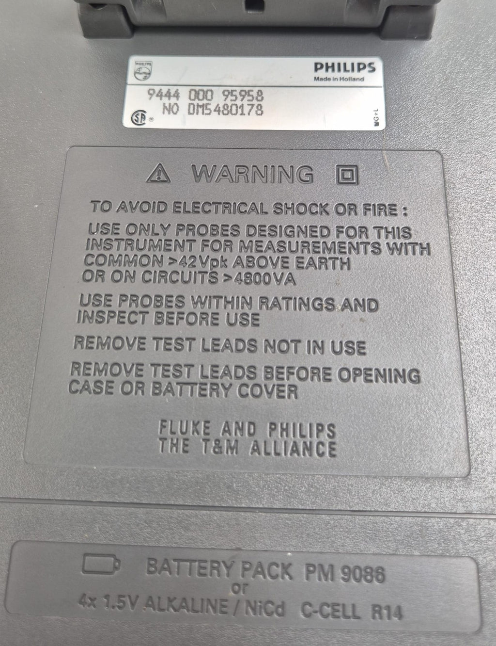 [LOT 2 PCS] PHILIPS FLUKE 95 50MHz SCOPEMETER 9444 000 95958 **FOR PARTS**