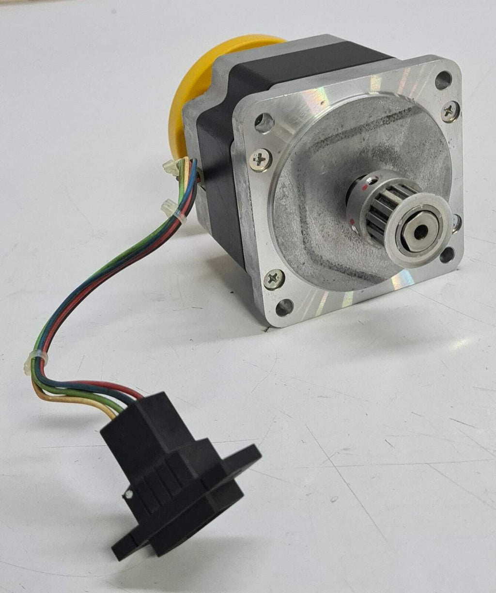 Vexta PK296-03B-A4 Stepping Motor 2-PHASE 1.8/Step W/ D9CL-14F Clean Damper