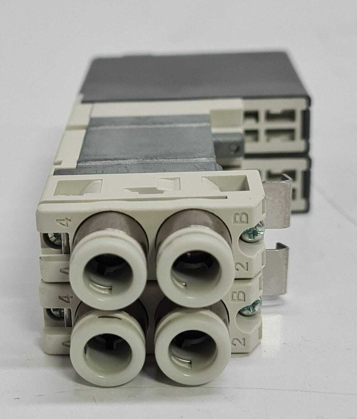 [LOT OF 2] NEW - SMC SQ1141R-5LO1-C6-Q PORT PNEUMATIC SOLENOID VALVE