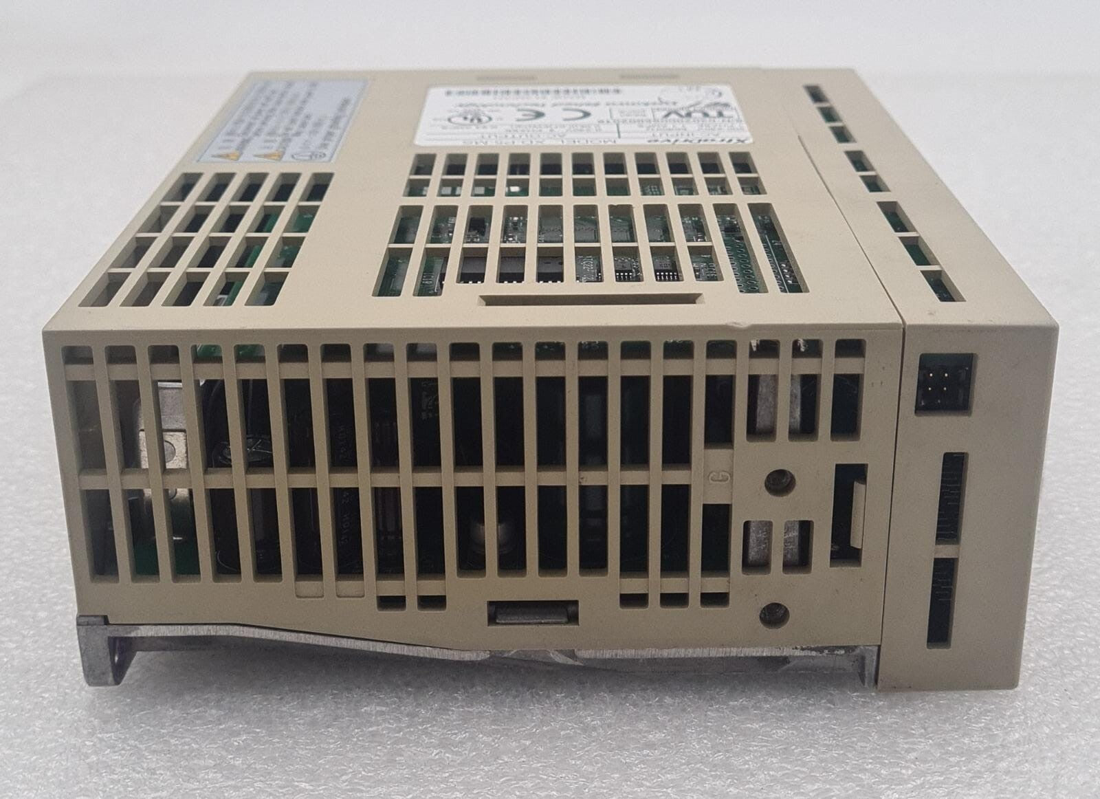 Yaskawa XtraDrive Model XD-P5-MS V2.91 Servo Drive 220-230V
