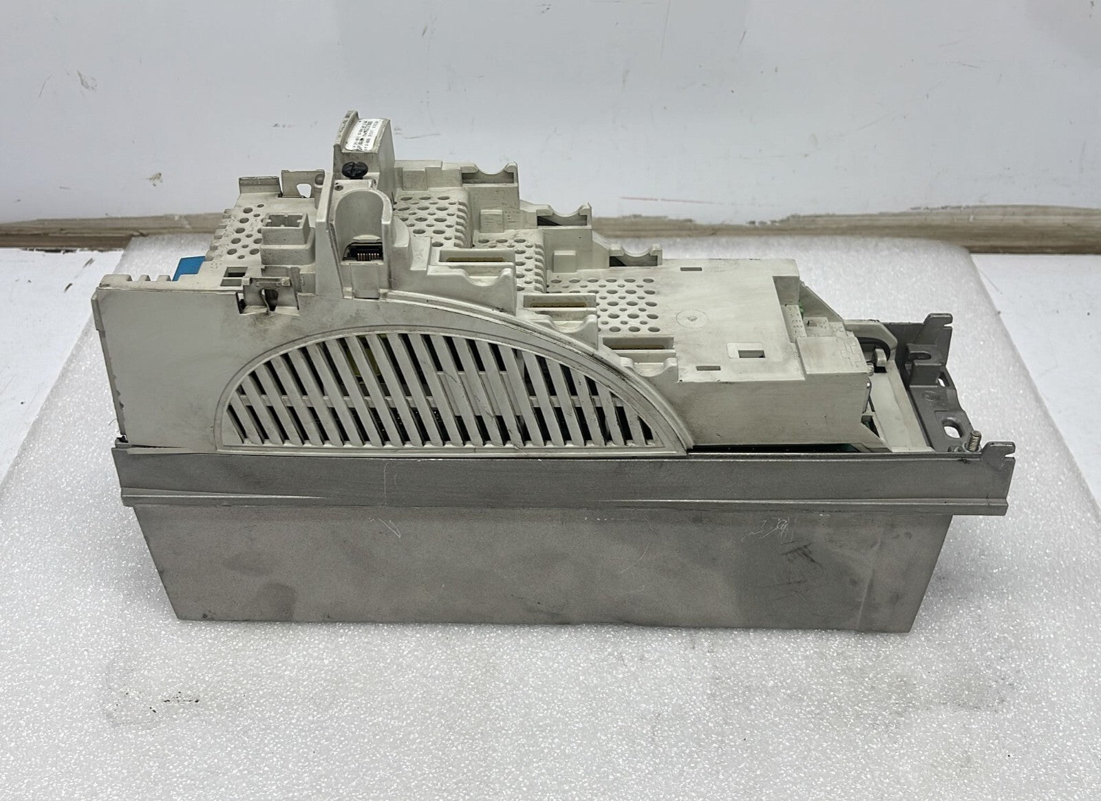 Emerson Unidrive SP1406 380-480V 4.0/5.5kW 50-60Hz Frequency Converter **AS-IS