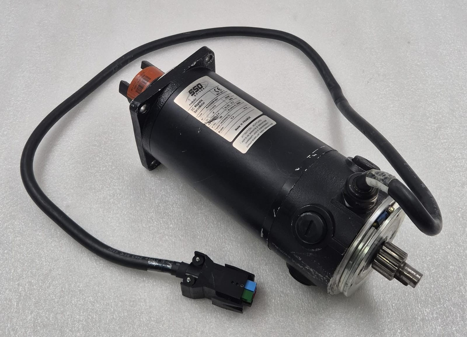 Parker Parvex SSD Drives DC Magnets ServoMotor RX520GR1021 / 771374