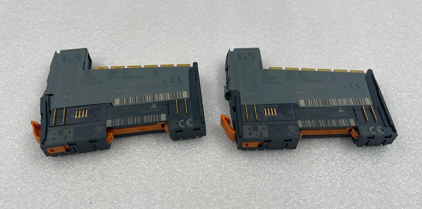 ]LOT 2 PCS] B&R Automation X20 DO 8332 Digital Control Module W/ X20 BM 11